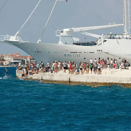 Awesome In With Wifi Hébergement de vacances