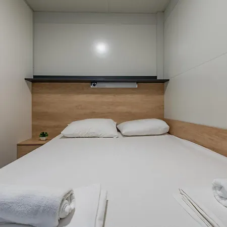 2 Bedroom Awesome In * プリヴラカ