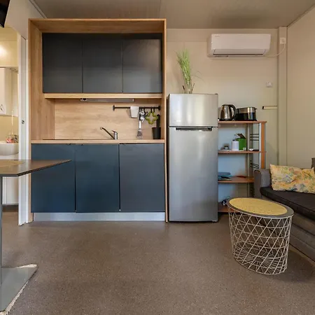 2 Bedroom Awesome In *