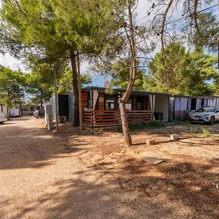 Awesome In With Wifi בית נופש