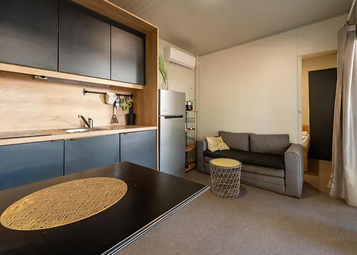 Awesome In With Wifi בית נופש *